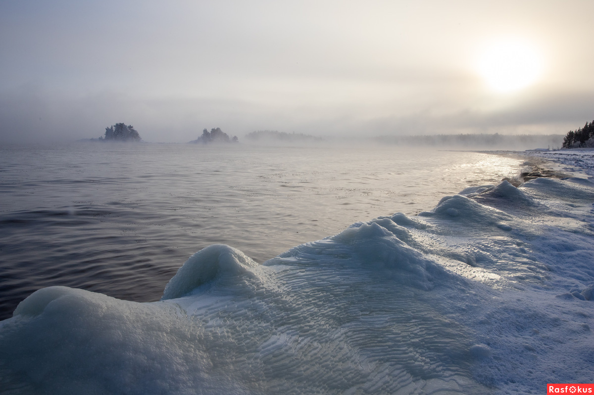 Ладожское озеро в январе